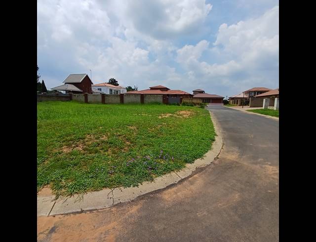 534M² VACANT LAND FOR SALE IN RISIVILLE